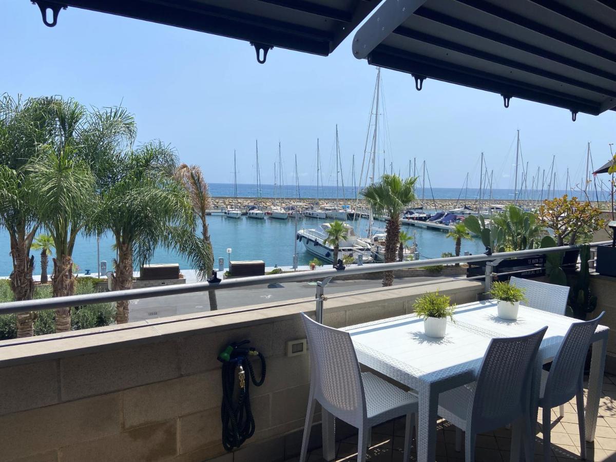 Luxury Apartment San Lorenzo Al Mare Ngoại thất bức ảnh